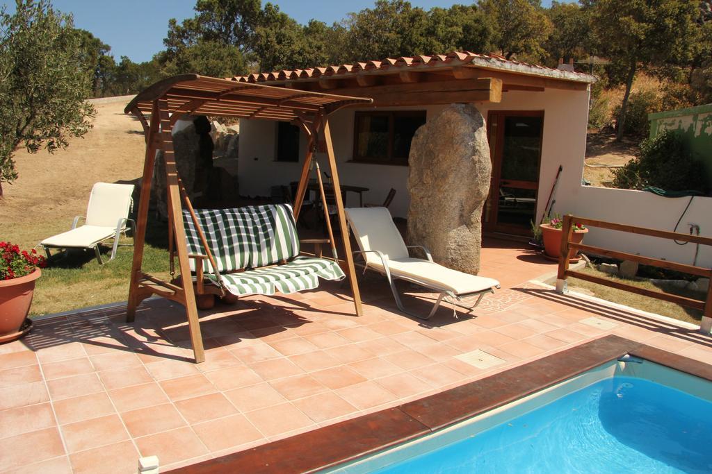 Residence Villa Smeralda Telti Zimmer foto