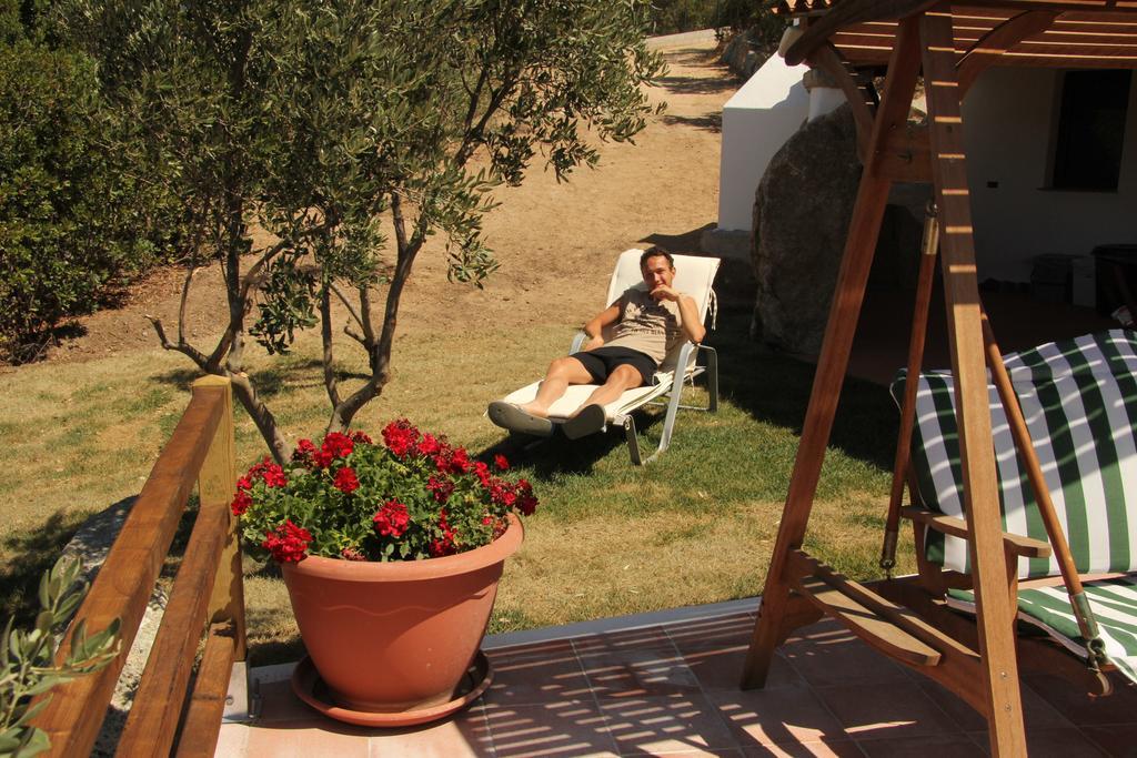 Residence Villa Smeralda Telti Zimmer foto
